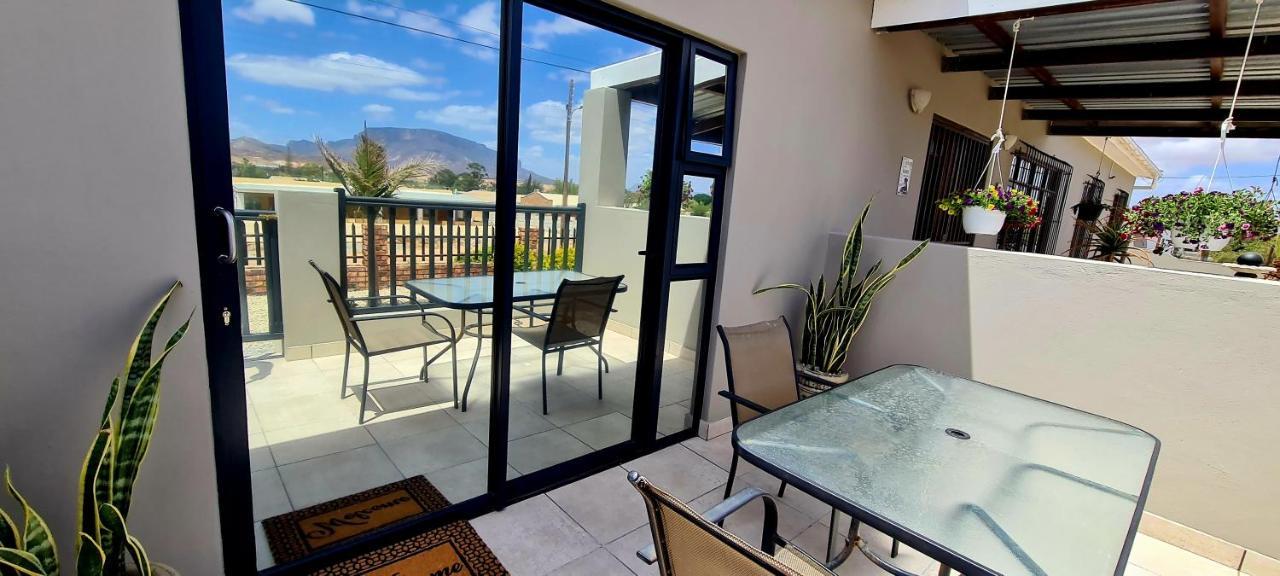 Mountain View Guesthouse Vanrhynsdorp Eksteriør bilde